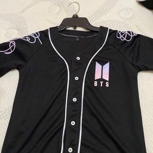 BTS Varsity Shirt (V) (size small)